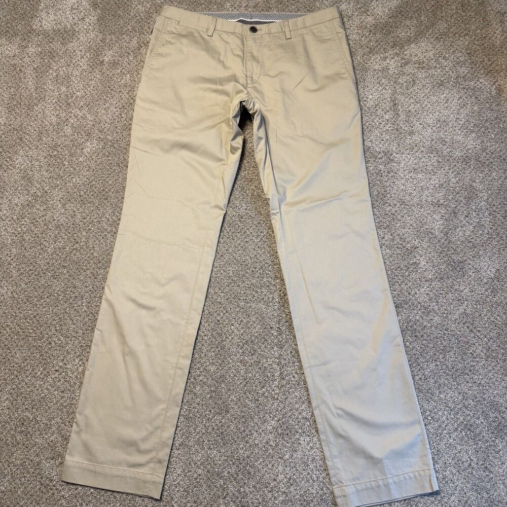 Hugo Boss Stanino13-W Chinos Men Size 30R  Beige